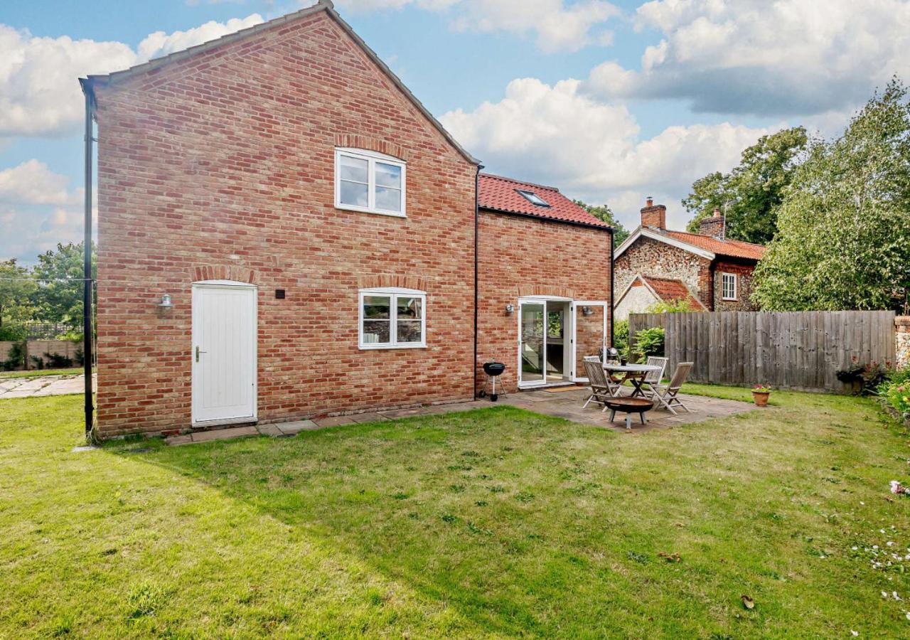 Alcocks Cottage Syderstone Exterior photo